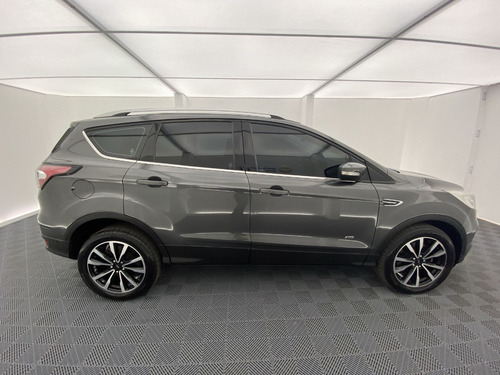 Imagen 13 de 25 de Ford Escape Titanium 2.0