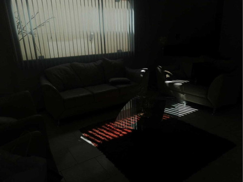 Casa En Venta En Nueva Chapultepec, Morelia, Michoacán De Ocampo C.p. 58280
