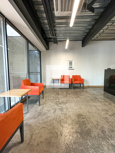 Oficinas En Venta Con Terrazas Con Excelente Ubicación En Hipódromo