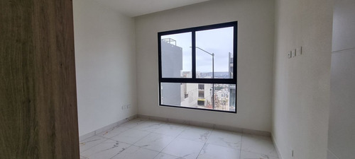 Casa En Venta, Ubicada En Colonial, Tijuana