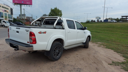 Toyota Hilux 3.0 Cd Srv Cuero 4x4 5at - A4 2015