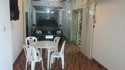 Venta De Casa Dos Dorm. + Dorm Y Baño De Servicio