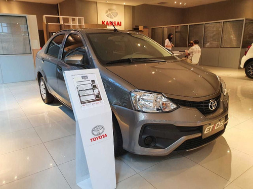 Toyota Etios X 1.5 6m/t 4p