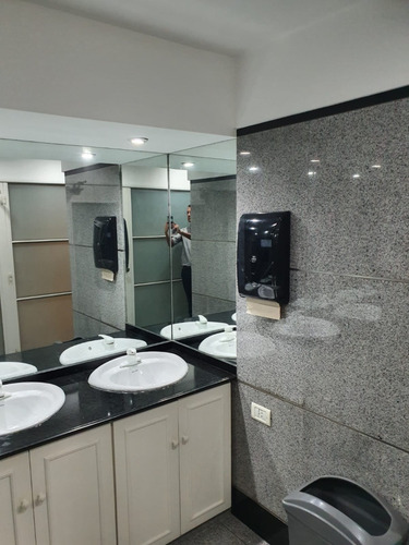 Imagen 20 de 29 de Oficina En Alquiler | Av Cabildo 2677 | 1350 M²
