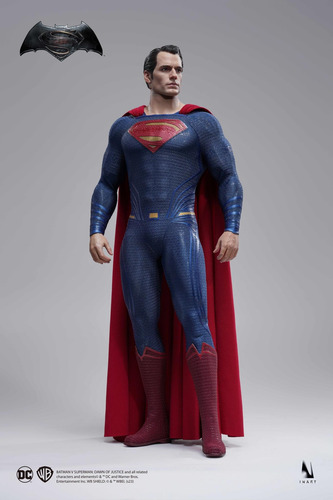 Figura De Colección Superman Inart 1/6 Batman Vs Superman