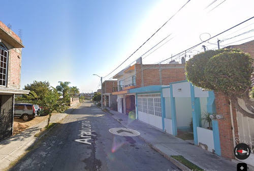 Casa En Colonia San Juan En Jalisco, Con 2 Recamaras Y 90m2. A Unos Minutos Del Cecati 120.