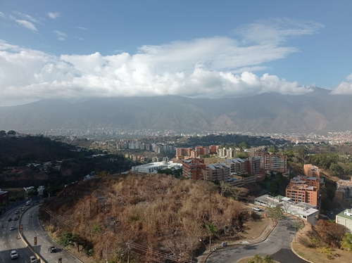 Best House Vende Espectacular Apartamento En Los Naranjos Del Cafetal