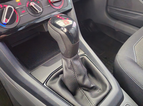 Volkswagen T-Cross 1.0 200 TSI TOTAL FLEX AUTOMÁTICO