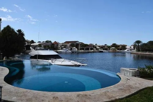 Villa En Alquiler Vacacional