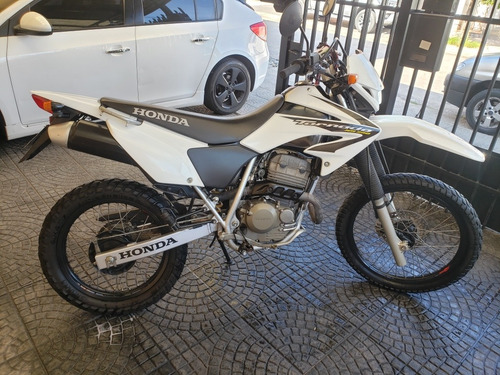 Imagen 6 de 16 de Honda Tornado 250 Mod 2013