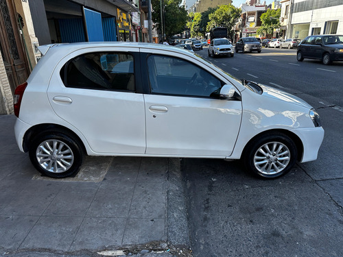 Toyota Etios 1.5 Xls