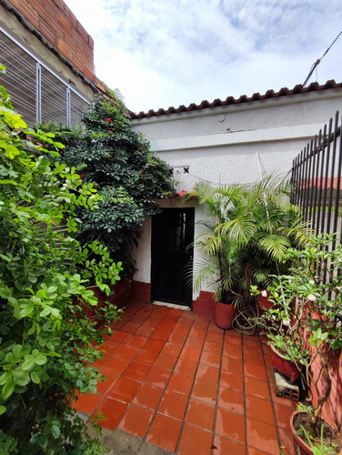 Casa En Venta En Cúcuta. Cod V27687