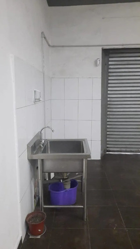 Vendo Local Comercial En Plenos Centro De Santiago, Lord Coc