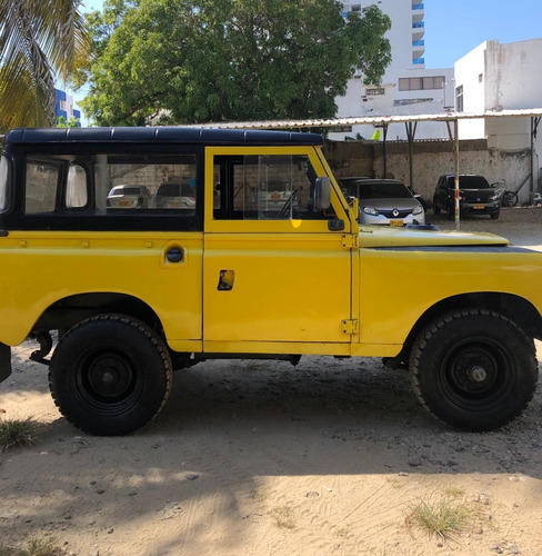 Land Rover Santana Modelo 1974