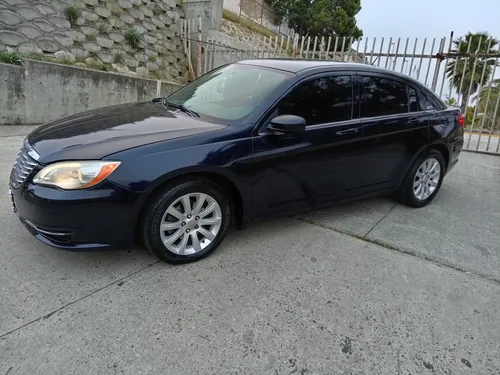Chrysler 200