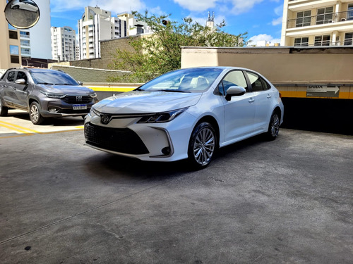 Toyota Corolla 2.0 VVT-IE FLEX XEI DIRECT SHIFT