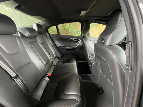 Volvo S60 T5 2.0cc At Aa 4x2