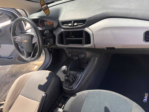 Imagem 15 de 15 de Chevrolet Onix 2017 1.0 Joy 5p