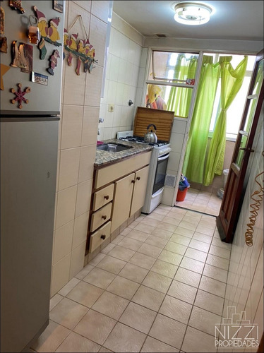 2 Ambientes De 52m² En Muy Buen Estado - Ref: 1303