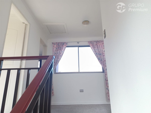 Amplia Casa En Venta De 5 Dorm. En La Serena, El Mllagro