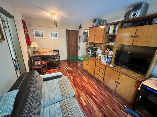 Imagen 2 de 7 de Venta Apartamento Prado, 1 Dorm, 1 Baño - Montevideo Prado