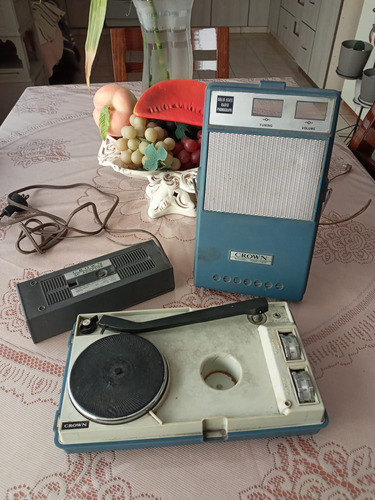 Antiguo Radio Tocadiscos Crown, Operativo