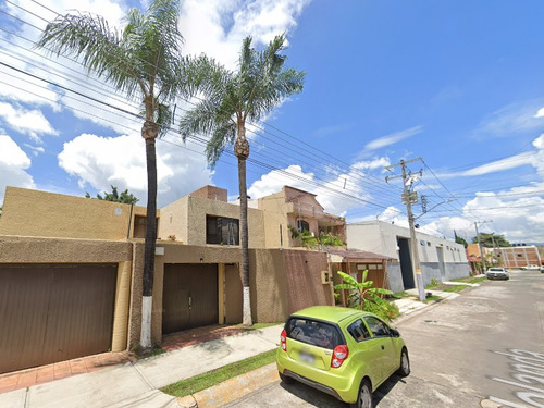Remate!!!...invierte Y Obten Ganancias. Casa Adjudicada En Holanda 110, Los Laureles, Zamora De Hidalgo, Los Laureles, Zamora, Michoacán