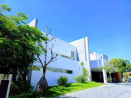 Casa En Privada En Real Las Quintas, Cuernavaca, Morelos