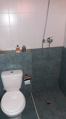 Imagen 12 de 20 de Se Vende Casa En Edificio De Época Reformado, Muy Seguro!