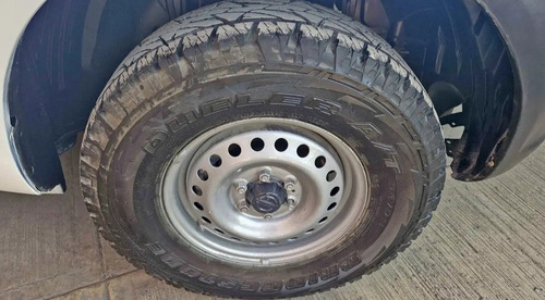 Nissan NP300 2.5 Doble Cabina S Aa Pack Seg Mt