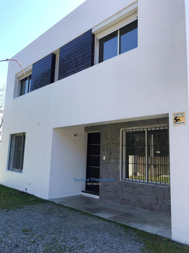 Venta Casa 3 Dormitorios En Complejo Cerrado