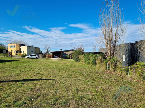 Lote En Venta En El Barrio Altos De Manzanares