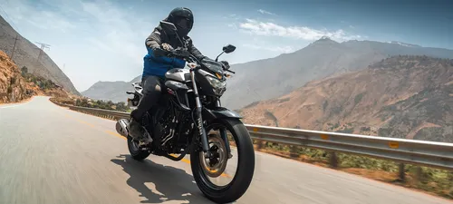 Moto Yamaha Fz25 Abs | Bidart Aventura