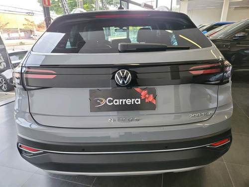 Volkswagen Nivus 1.0 200 TSI TOTAL FLEX HIGHLINE AUTOMÁTICO