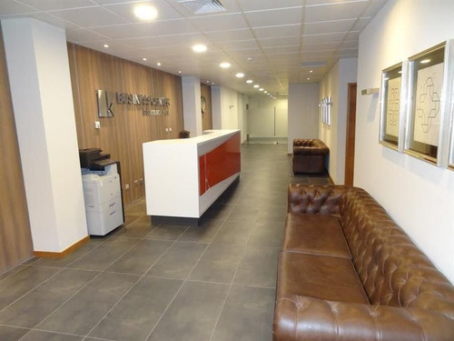 Oficina En Venta De 1 Privado En Vitacura