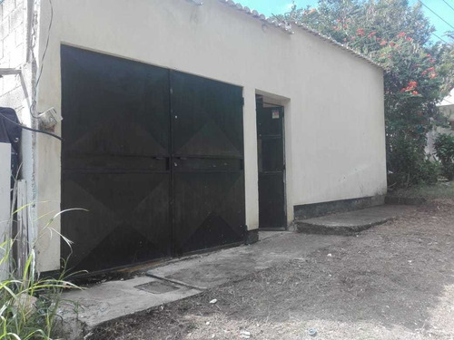 Imagen 1 de 12 de Residenciales Las Minas Casa De 3 Habitaciones, 2 Parqueos