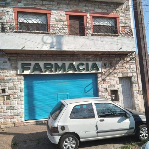Imagen 2 de 15 de Local Con Vivienda A Refaccionar