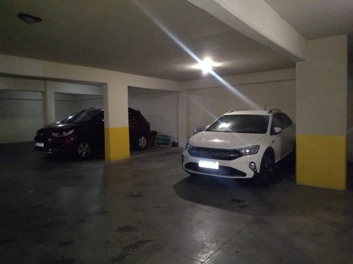 Imagen 16 de 19 de Excelente Departamento 2 Dormitorios Con Balcon Y Cochera