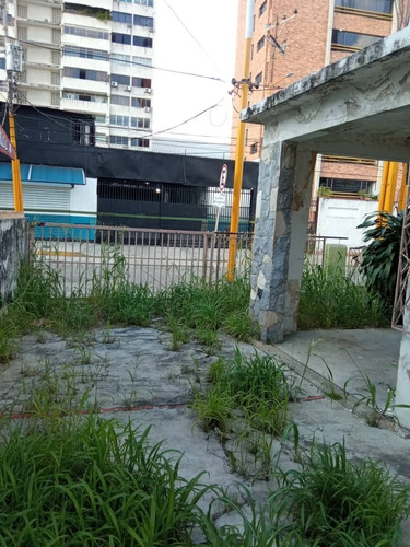 Imagen 3 de 16 de Casa Sector La Ceiba Av. Bolivar Valencia Atc-893 Marisol 04244923040