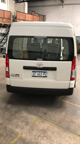 Imagen 3 de 25 de Toyota Hiace L2 H2 2.8 At 2022 / 0km Entrega Inmediata