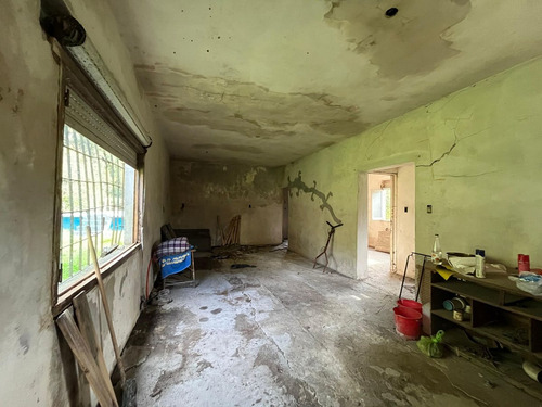 Venta Casa 3 Amb Pileta Refaccionar En Rodriguez