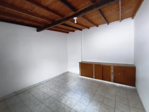 Casa En Arriendo En Lleras Restrepo. Cod A19837