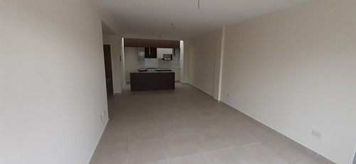 Imagen 6 de 12 de Departamento 3 Amb Al Frente A Estrenar Balcon Terraza Suite