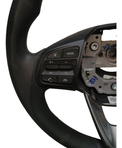 Volante Multifuncional Hyundai Hb20 2021 (Usado)