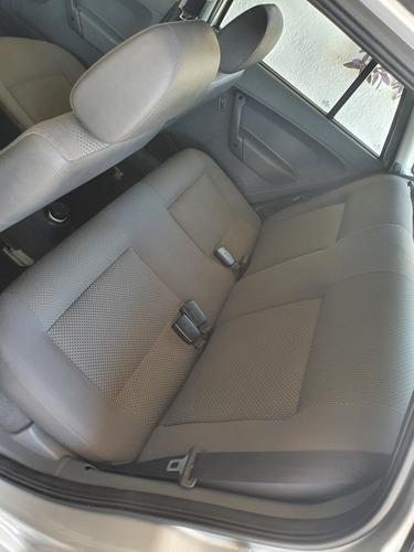 Imagem 8 de 13 de Volkswagen Parati 2008 1.8 Plus Total Flex 5p