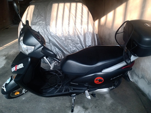 Imagem 1 de 3 de Honda Lead