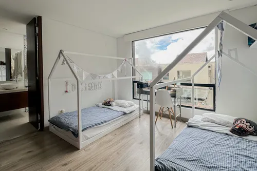 Casa En Venta En La Calera. Cod V7479