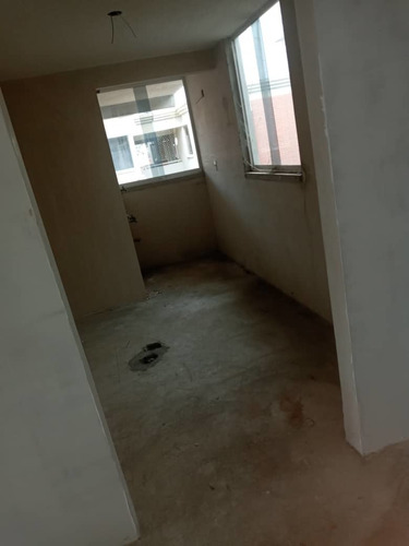 Imagen 8 de 10 de Vendo Apartamento En Puerto Ordaz Terrazas Del Roraima 1 Obra Gris