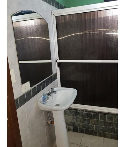 Imagen 18 de 23 de Importante Casa En Venta En Paso Del Rey, Calle Claudio Marí