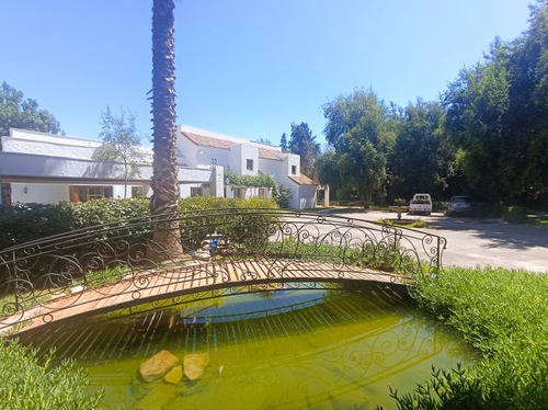 Venta Casa 5d5b10e1b - Sector Sta Esther/ Lo Pinto Chicureo